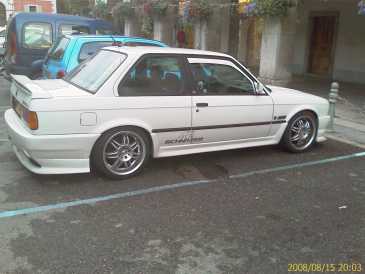 Photo : Propose à vendre Voiture de collection BMW - 318I