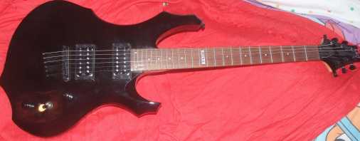 Photo : Propose à vendre Guitare LTD ESP - LTD ESP F50 BLACK