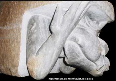 Photo : Propose à vendre Sculpture Granit - SUPPORT DE CHEMINEE - Contemporain