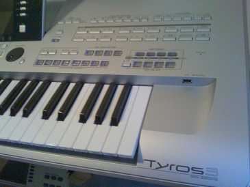 Photo : Propose à vendre Piano et synthétiseur YAMAHA - TYROS 3