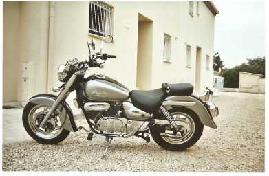 Photo : Propose à vendre Moto 125 cc - HYOSUNG - GV