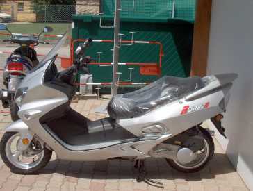 Photo : Propose à vendre Scooter 250 cc - JONWAY - RANGER