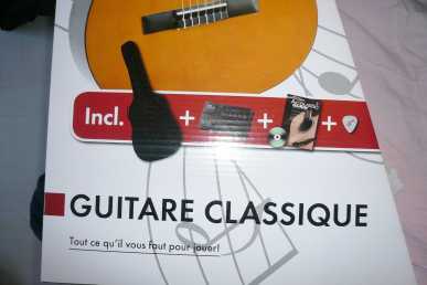 Photo : Propose à vendre 5 Guitares PAS DE MARQUE - PACK GUITARE