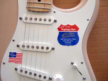 Photo : Propose à vendre Guitare FENDER - STRATOCASTER USA HIGHWAY ONE