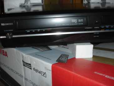 Photo : Propose à vendre Lecteur DVD / magnétoscope TOSHIBA - RD XV 48 DT