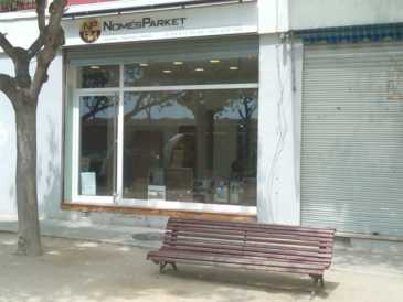 Photo : Propose Ouverture magasin LA NOVA BOTIGA DE PARQUET A BADALONA, NOMESPARKET. - BADALONA, C/ DRAC, 1 LOCAL 2. EDIFICIS SANT JORDI.
