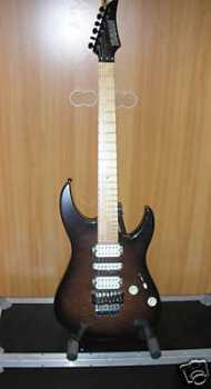 Photo : Propose à vendre Guitare YAMAHA - RGX 721 M