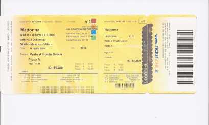 Photo : Propose à vendre Billets de concert STICKY & SWEET TOUR - MILANO