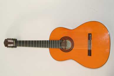 Photo : Propose à vendre Guitare CONDE HERMANOS - EF5