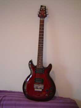 Photo : Propose à vendre 2 Guitares IBANEZ - LAG ROXANE/IBANEZ RG 470 FMR
