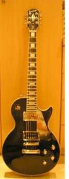 Photo : Propose à vendre Guitare EPIPHONE - GUITARRA LES PAUL + PEDAL DISTORSION + ESTUCHE