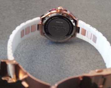 Photo : Propose à vendre Montre bracelet à quartz Femme - 2010 - 2010