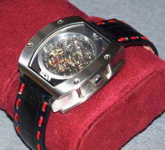 Photo : Propose à vendre 2 Montres bracelets mécaniques Homme - DIAMSTARS - 2010