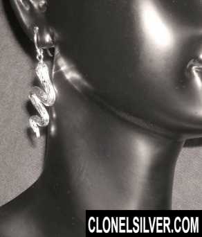 Photo : Propose à vendre Boucles d'oreille Fantaisie - Femme - BOUCLE D'OREILLE ARGENT 925 - BOUCLE D'OREILLE ARGENT 925