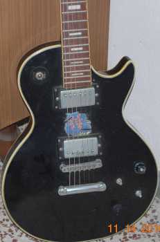 Photo : Propose à vendre Guitare ARIRANG - ARIRANG
