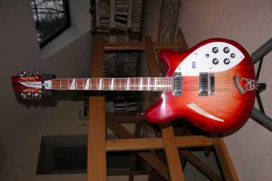 Photo : Propose à vendre Guitare RIKENBAKER - 360-12