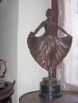 Photo : Propose à vendre Statue Bronze - BALLERINA - XXè siècle