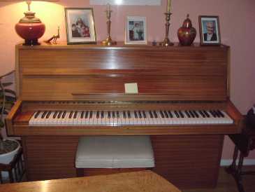 Photo : Propose à vendre Piano droit RIPPEN