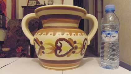 Photo : Propose à vendre Porcelaine VASE HENRIOT QIMPER - Vase