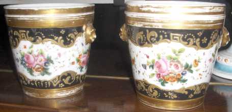 Photo : Propose à vendre 2 Porcelaines Cache-pot