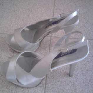 Photo : Propose à vendre Chaussures Femme - PEPA - SANDALO