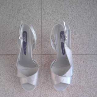 Photo : Propose à vendre Chaussures Femme - PEPA - SANDALO