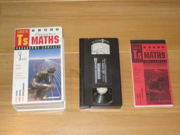 Photo : Propose à vendre 3 VHS Documentaire - Science - FREQUENCE MATHS S - EQUAVISION