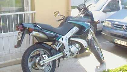 Photo : Propose à vendre Moto 125 cc - YAMAHA - TDR
