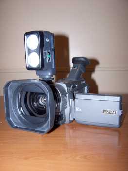 Photo : Propose à vendre Caméscope SONY - PD-100