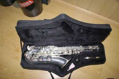 Photo : Propose à vendre Saxophone SOUND - SAXOFON SOPRANO PLATEADO CURVO FA LIGERO