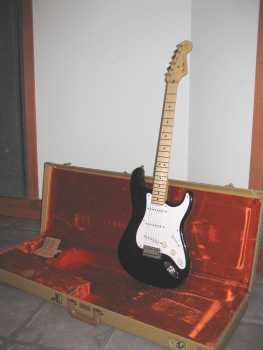 Photo : Propose à vendre Guitare FENDER - STRATOCASTER ERIC CLAPTON
