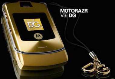 Photo : Propose à vendre Téléphone portable MOTOROLA - V3I DOLCE & GABBANA