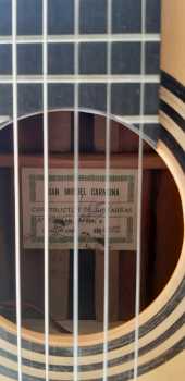 Photo : Propose à vendre Guitare JUAN MIGUEL CARMONA 2002 - PALISSANDRE DE RIO / EPICEA