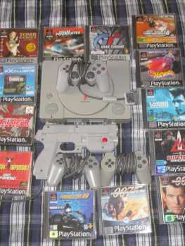 Photo : Propose à vendre Consoles de jeu PLAYSTATION - PLAYSTATION 1