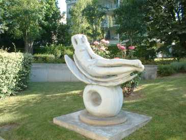 Photo : Propose à vendre Statue Marbre - CRYSALIDE - Contemporain