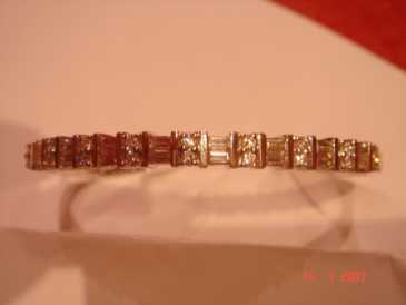 Photo : Propose à louer Bracelet Avec diamant - Femme