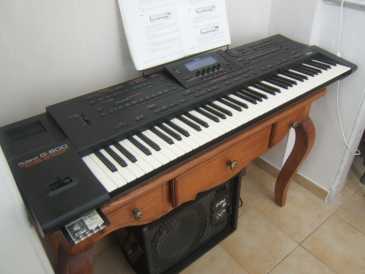 Photo : Propose à vendre Piano et synthétiseur ROLAND - G.800 ROLAND