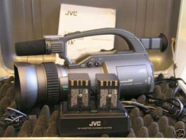 Photo : Propose à vendre DVD, VHS et laserdisc JVC GY DV300U 13 3-CCD DV PROFESSIONAL CAMCORDER