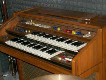 Photo : Propose à vendre Piano et synthétiseur FARFISA - 5240RS