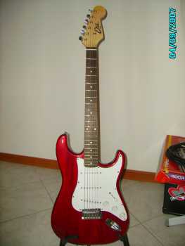 Photo : Propose à vendre Guitare EKO - S300