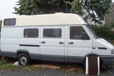 Photo : Propose à vendre Camping car / minibus IVECO - 35C8