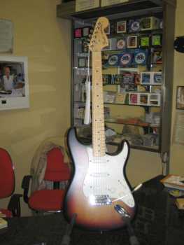 Photo : Propose à vendre Guitare FENDER - FENDER STRATOCASTER