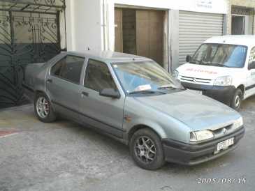 Photo : Propose à vendre Berline RENAULT - R19