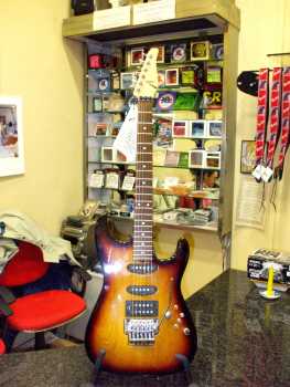 Photo : Propose à vendre Guitare TOM ANDERSON - TOM ANDERSON PRO AM SWAMP ASH SWITCHEROO
