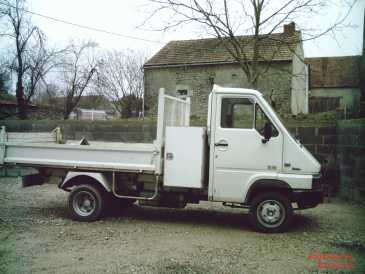 Photo : Propose à vendre Camion et utilitaire RENAULT - B90 BENNE