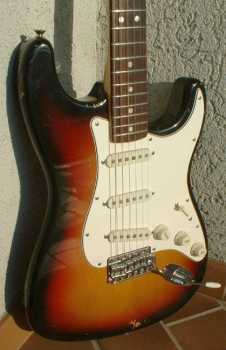 Photo : Propose à vendre Guitare FENDER - STRATOCASTER 1969