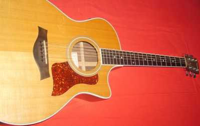 Photo : Propose à vendre Guitare TAYLOR - 414 RCE