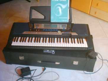 Photo : Propose à vendre Piano et synthétiseur YAMAHA - PSR 540