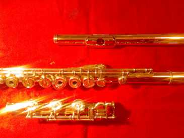 Photo : Propose à vendre Flûte PEARL FLUTE MAESTA GOLD WITH LAFIN HEADJOINT 18K