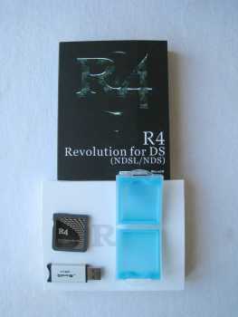 Photo : Propose à vendre Console de jeu R4 REVOLUTION - NDS R4 REVOLUTION